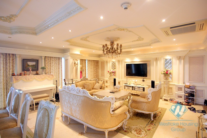 Luxury 03 bedrooms apartment with lake view for rent in Gold Westlake Building, Tay Ho district 